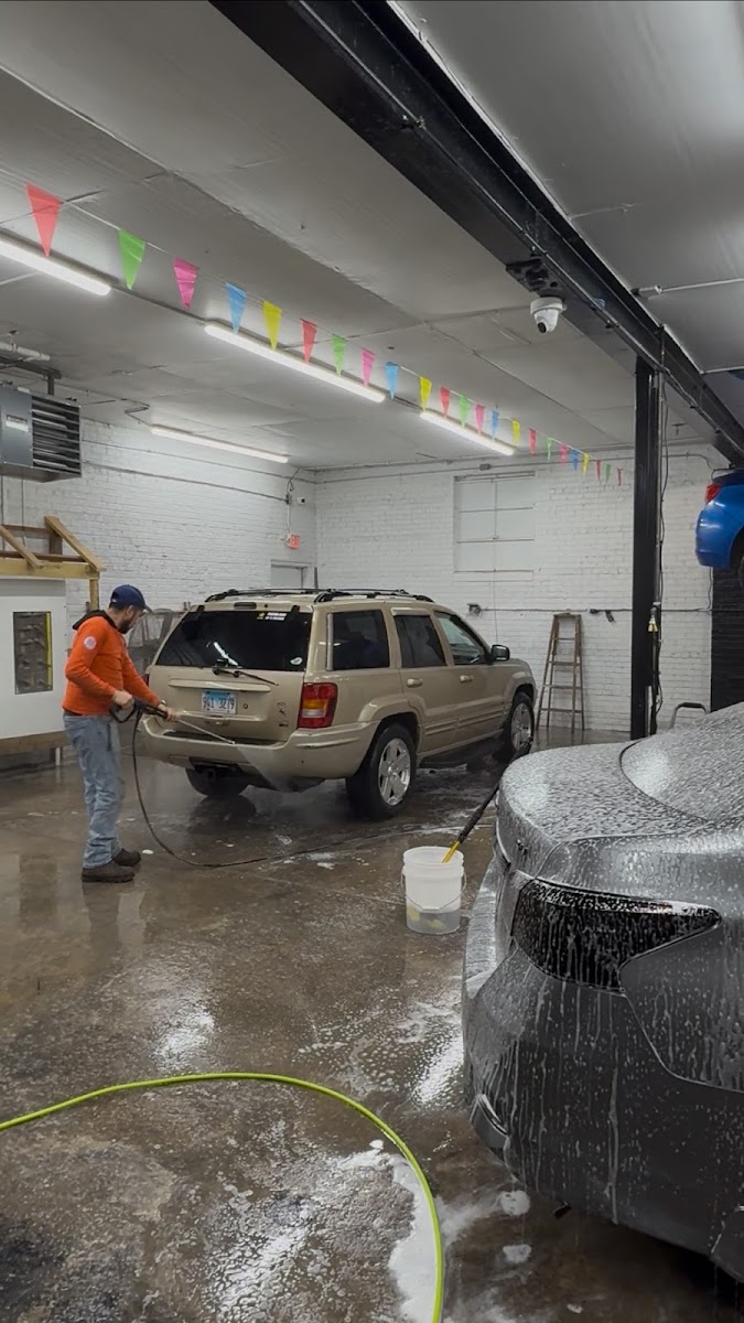Auto Detailing work in Cicero
